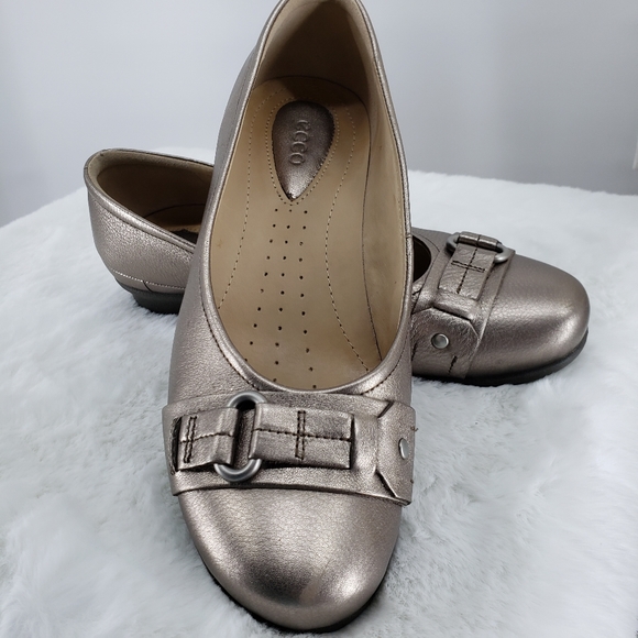 Ecco Gold Ballet Flats Loafers Career Women's 7.5 - Picture 3 of 7